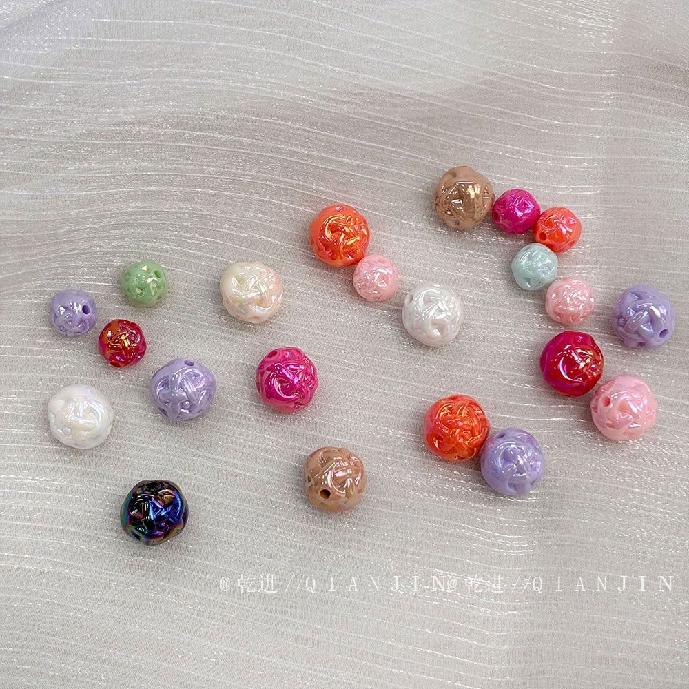 yarn ball bead