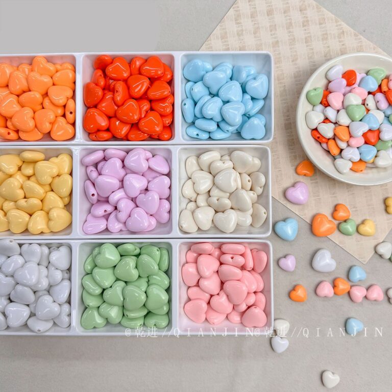 Solid Color Acrylic Beads heart beads