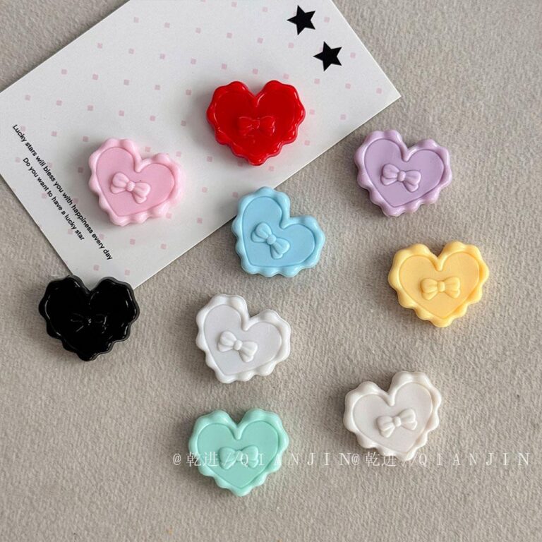 Solid Color Acrylic Beads Love-themed cookie bead