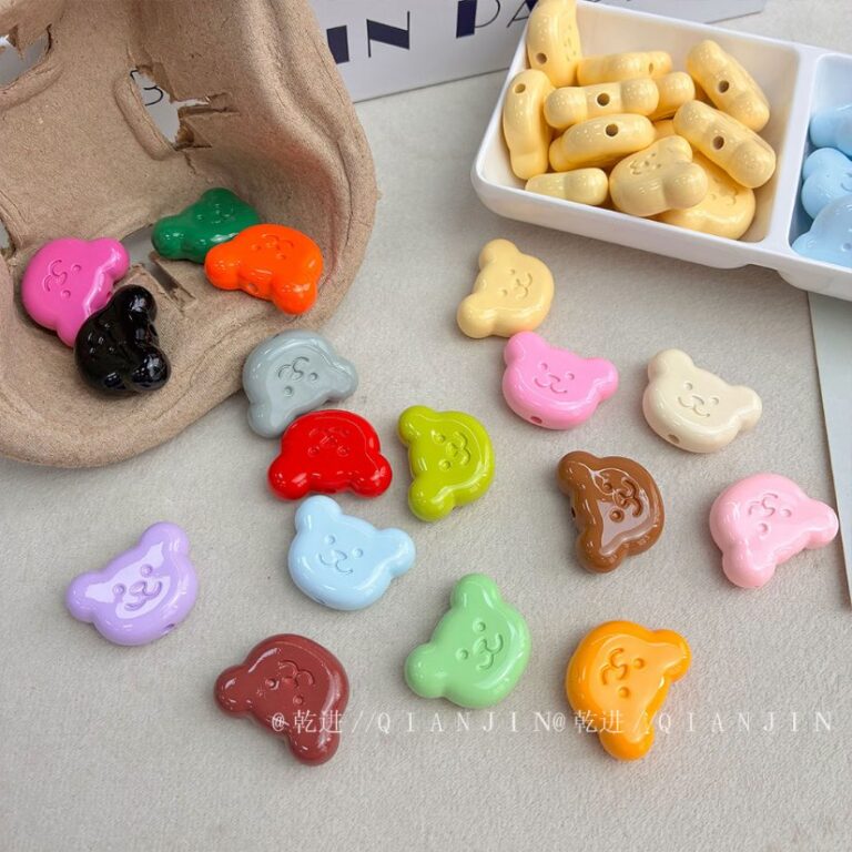 High-Quality UV Beads Painted cute bear-693