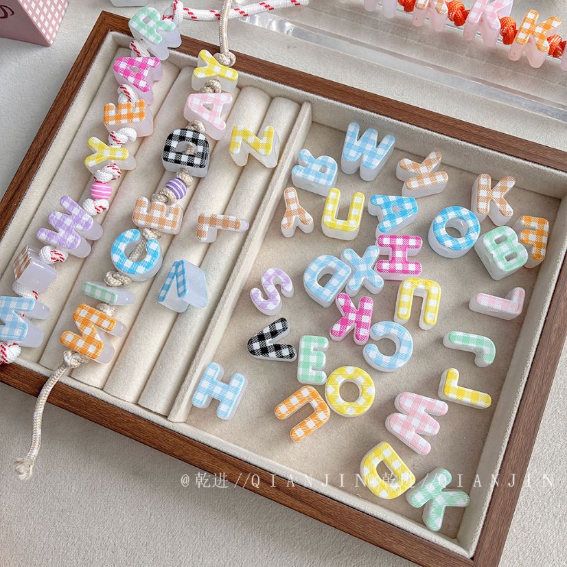 Printed bead Checkered printed alphabet beads