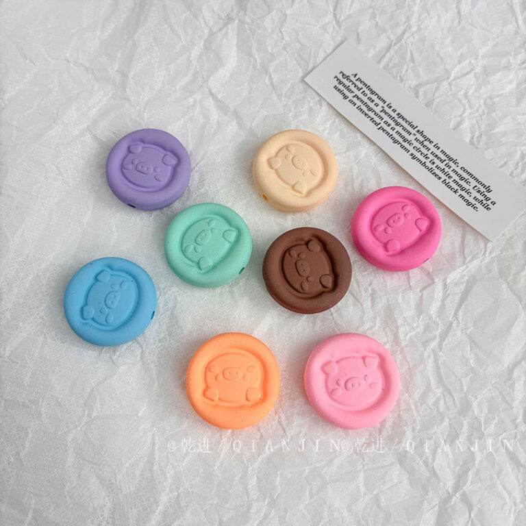 High-Quality UV Beads Rubber cute piggy round bead