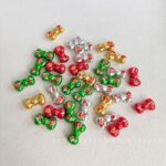 Printed bead Christmas-themed bow beads