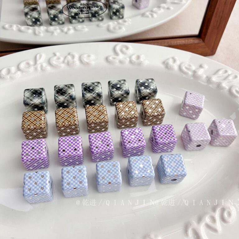 Printed bead Plaid print silver star square beads
