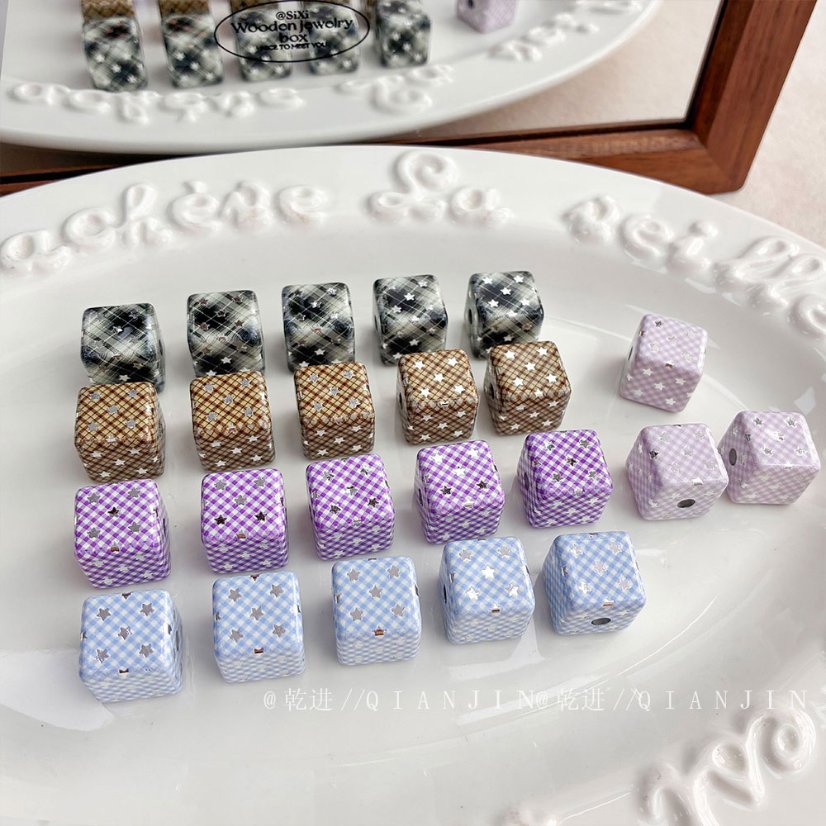 Printed bead Plaid print silver star square beads